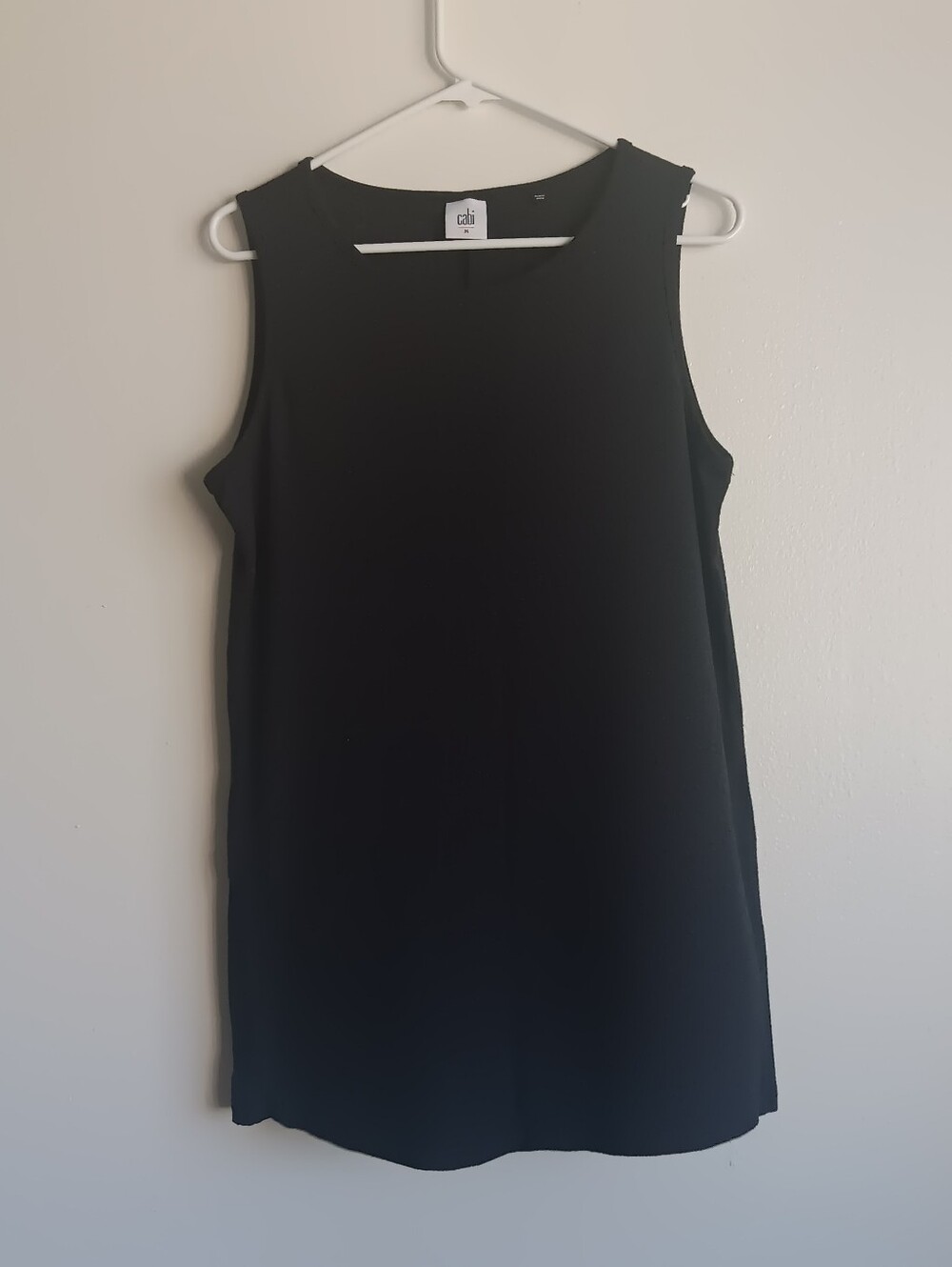 Cabi Top Women M Charcoal Grey Round Neck Sleeveless Minimalist Casual Chic EUC